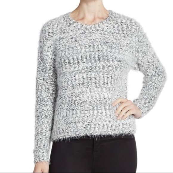 ⭐️ Search for Sanity Black & White Eyelash Fuzzy Sweater Size: EXTRA SMALL - Picture 2 of 16